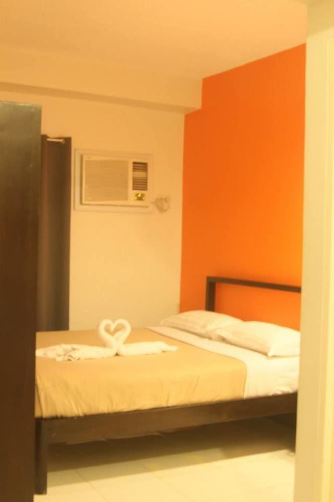 Negrense Suites Bacolod Exterior foto
